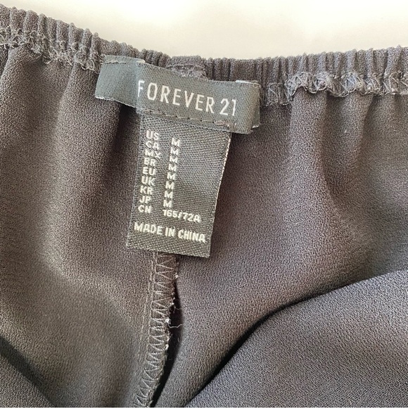 Forever 21 jumpsuit with open back & elasticized waist - Picture 9 of 10